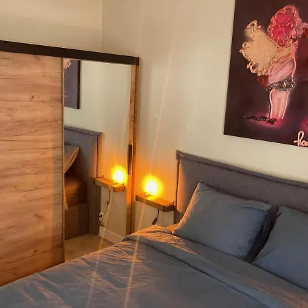 Very Ground Floor In A Great Location Apartamento